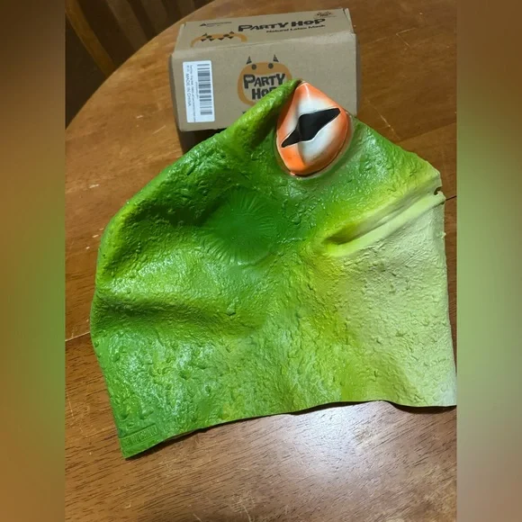 PartyHop Adult Latex Frog Mask Halloween - Picture 5 of 6